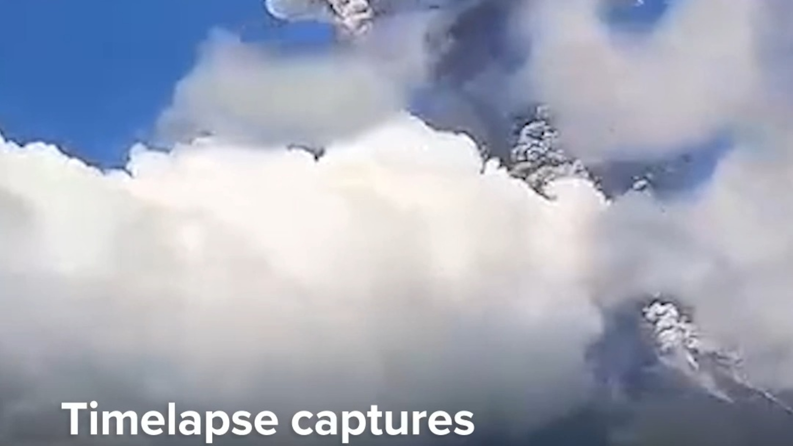 Timelapse captures volcano erupting in Philippines