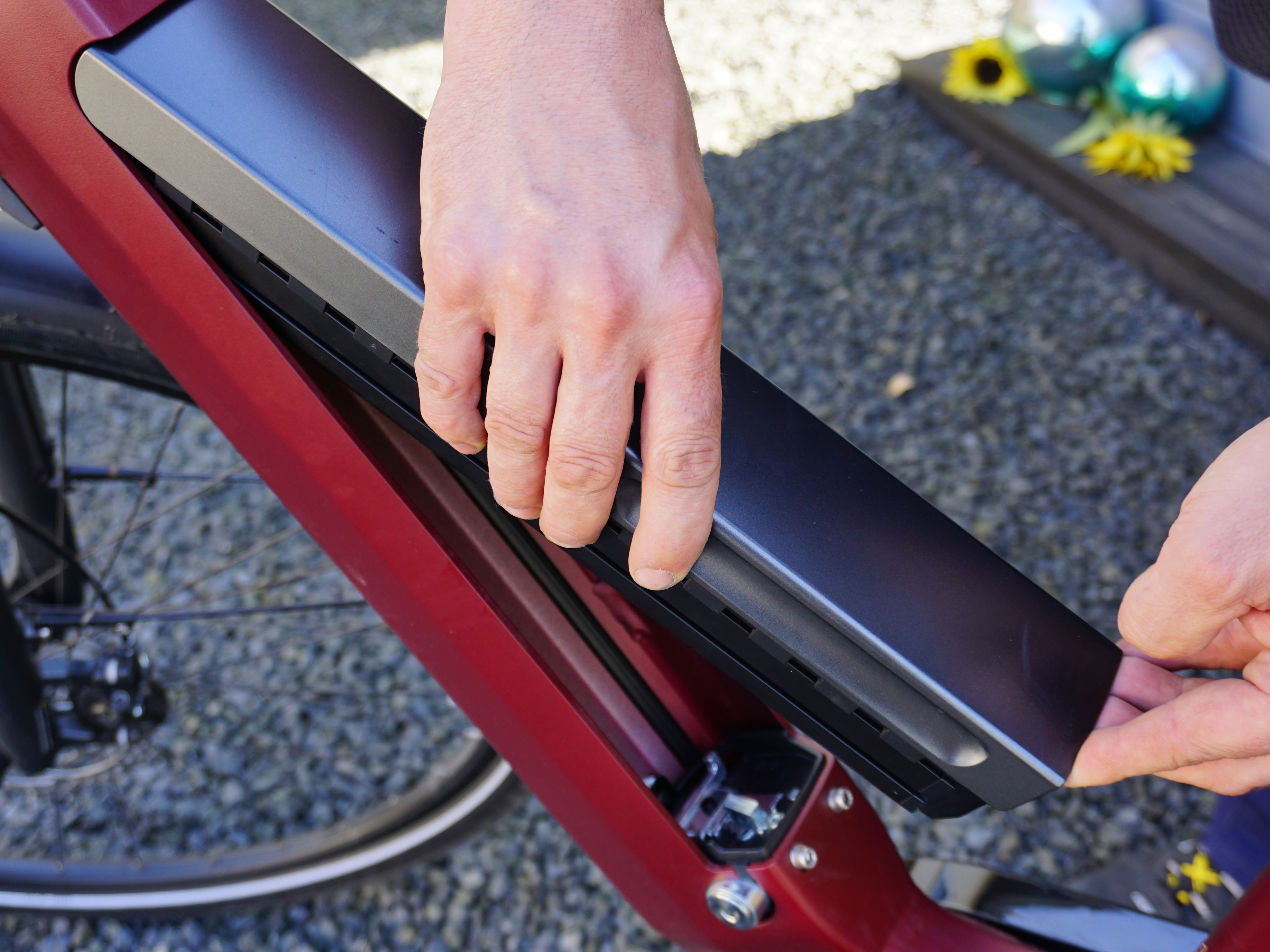 Je laat de accu van je e-bike vallen en hij werkt nog gewoon: juist de ...