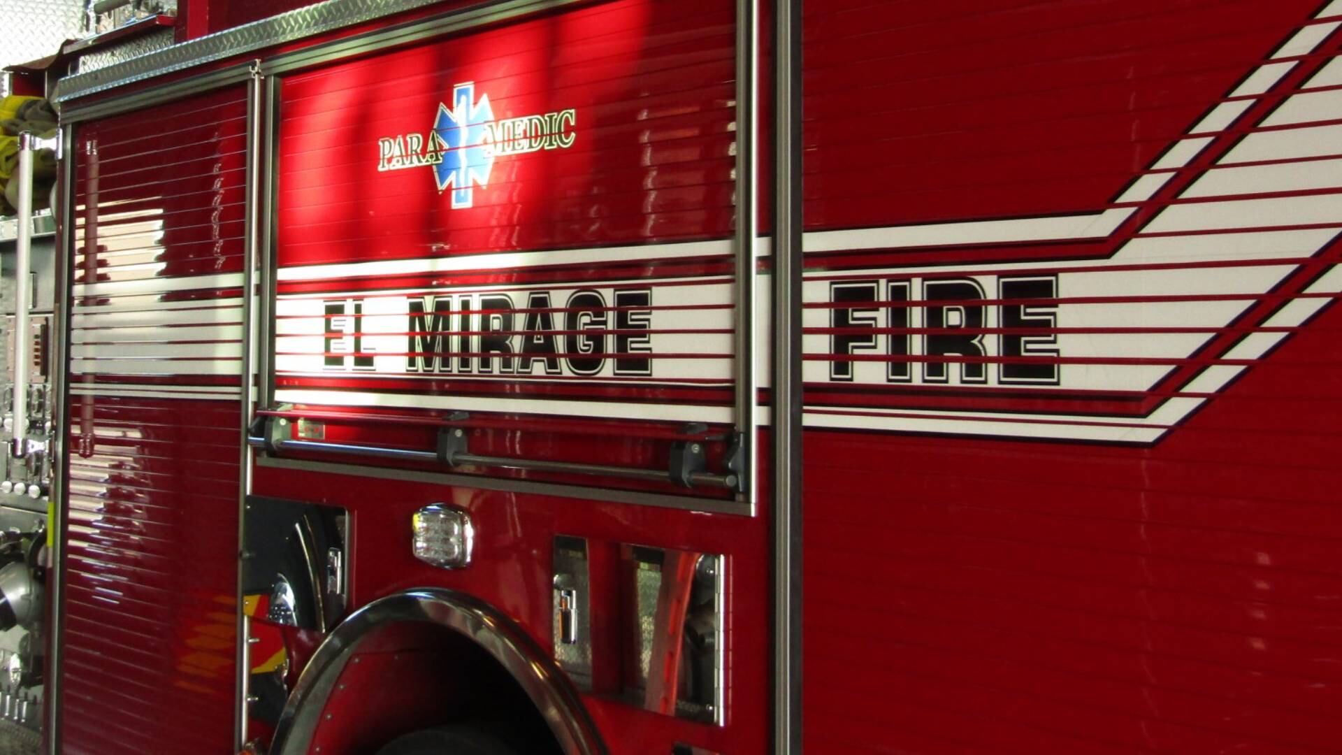 4 adults hospitalized after lightning strike at El Mirage Elementary School