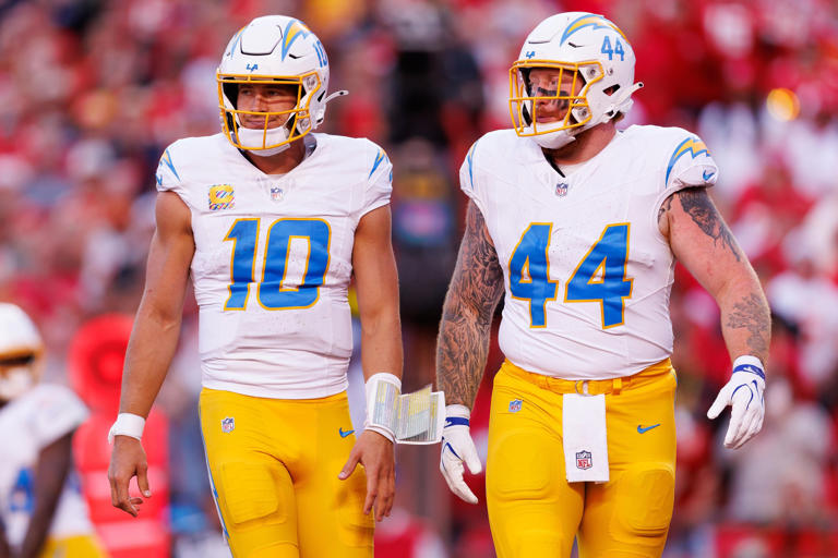 Los Angeles Chargers news: Chargers-Rams final score predictions