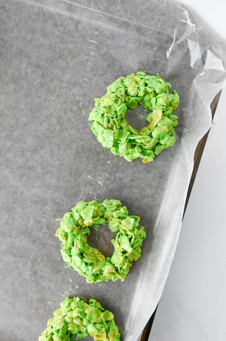 Cornflake wreaths