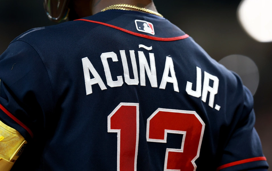 Braves keep Acuña Jr., Albies; offseason decisions loom