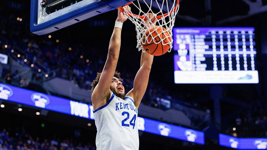 Standouts from recent college basketball exhibition matchups