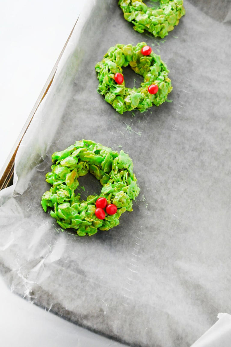 Cornflake wreaths