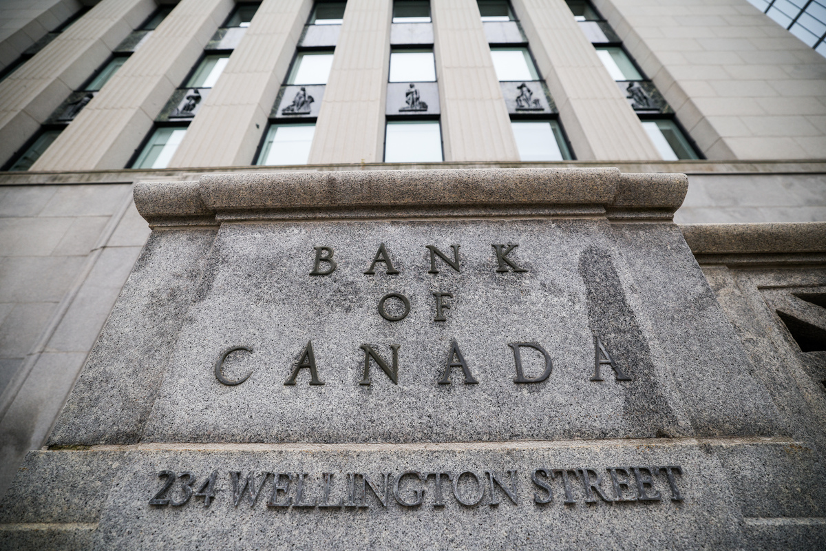 Why economists typically get interest-rate predictions wrong