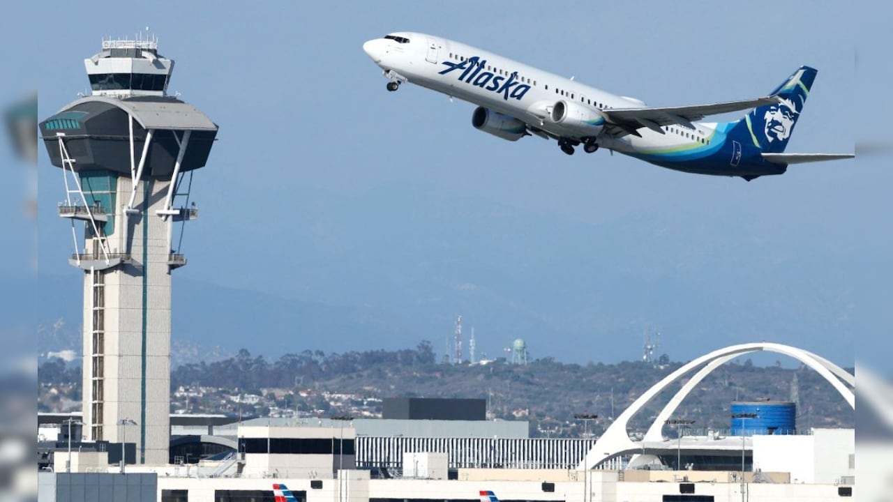 Alaska Air layoffs: Airline to cut nearly 200 jobs as fuel shock ...