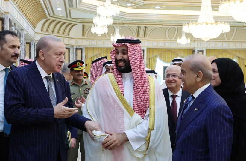 Pakistan không loại trừ khả năng Iran gia nhập hiệp ước phòng thủ