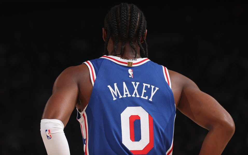 Maxey, LeBron lift Sixers over Knicks in NBA Cup opener