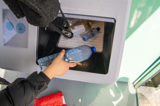 Recycling for cash facility plans move forward but sparks debate