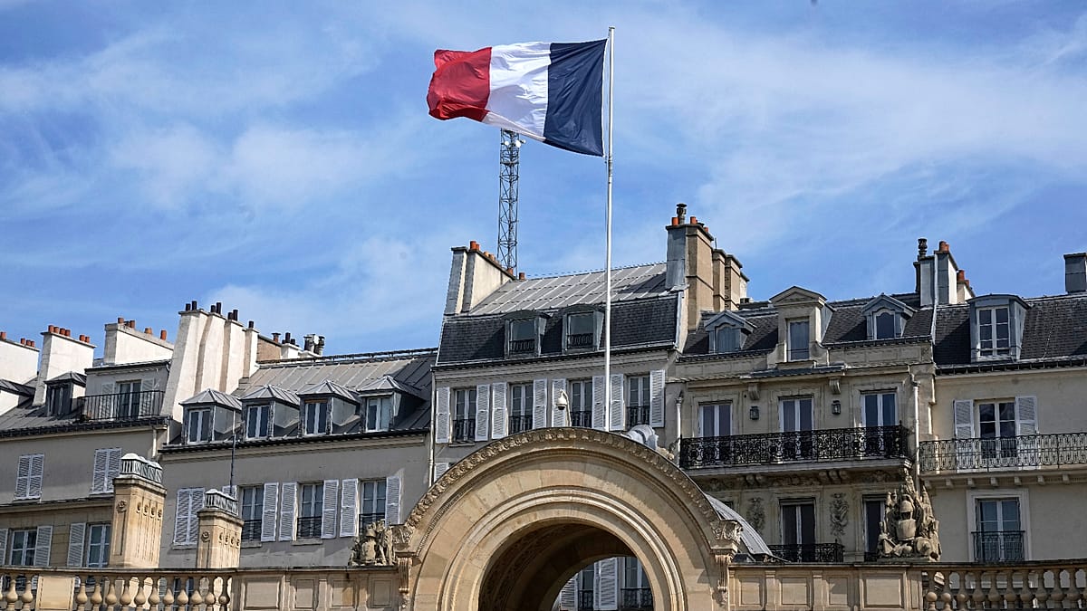 France pushes 'responsible' 2027 budget as Fitch cuts debt outlook to ...