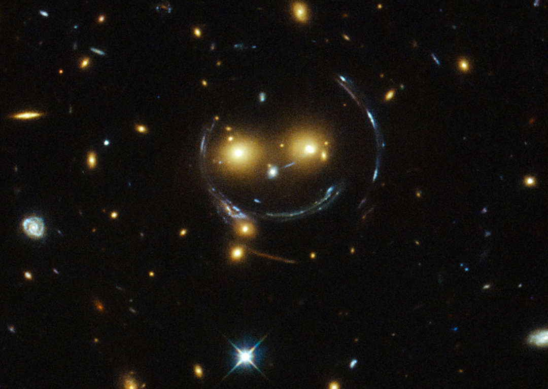 Nasa ハッブル望遠鏡がとらえた 神秘の宇宙 写真集