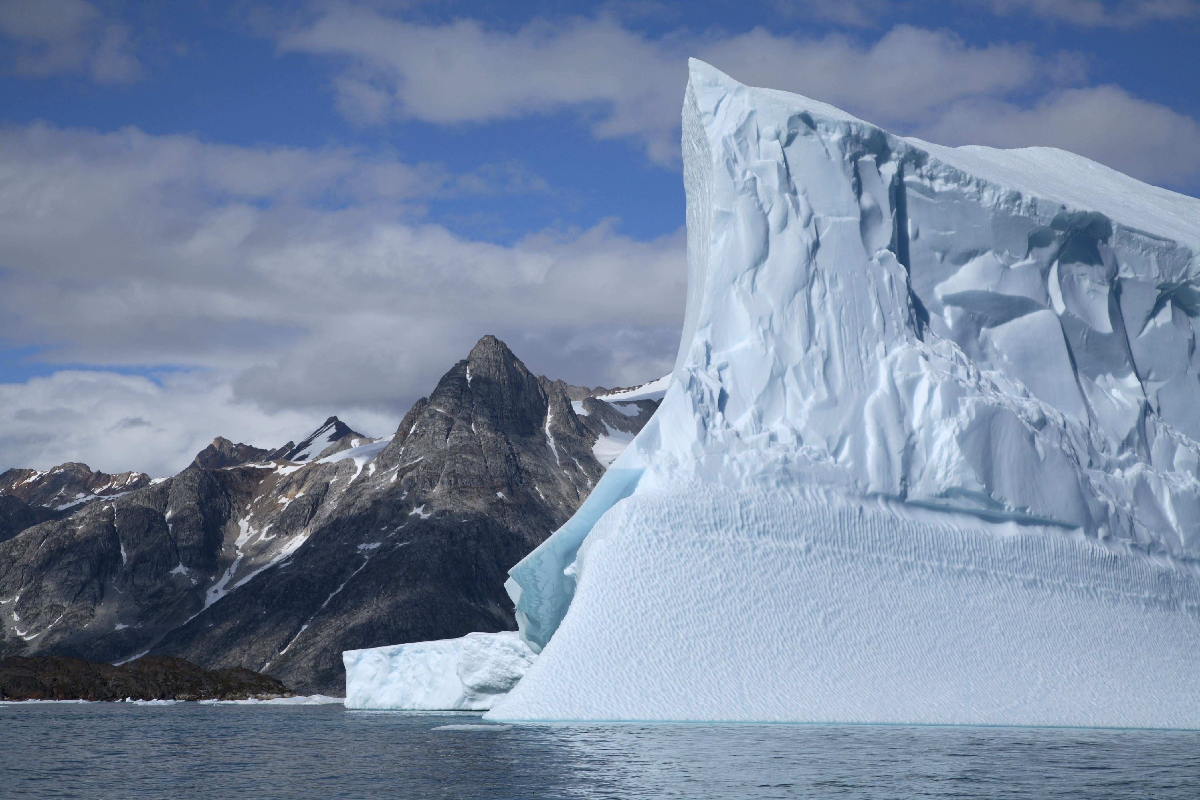 åç 4 /å± 37 å¼µ