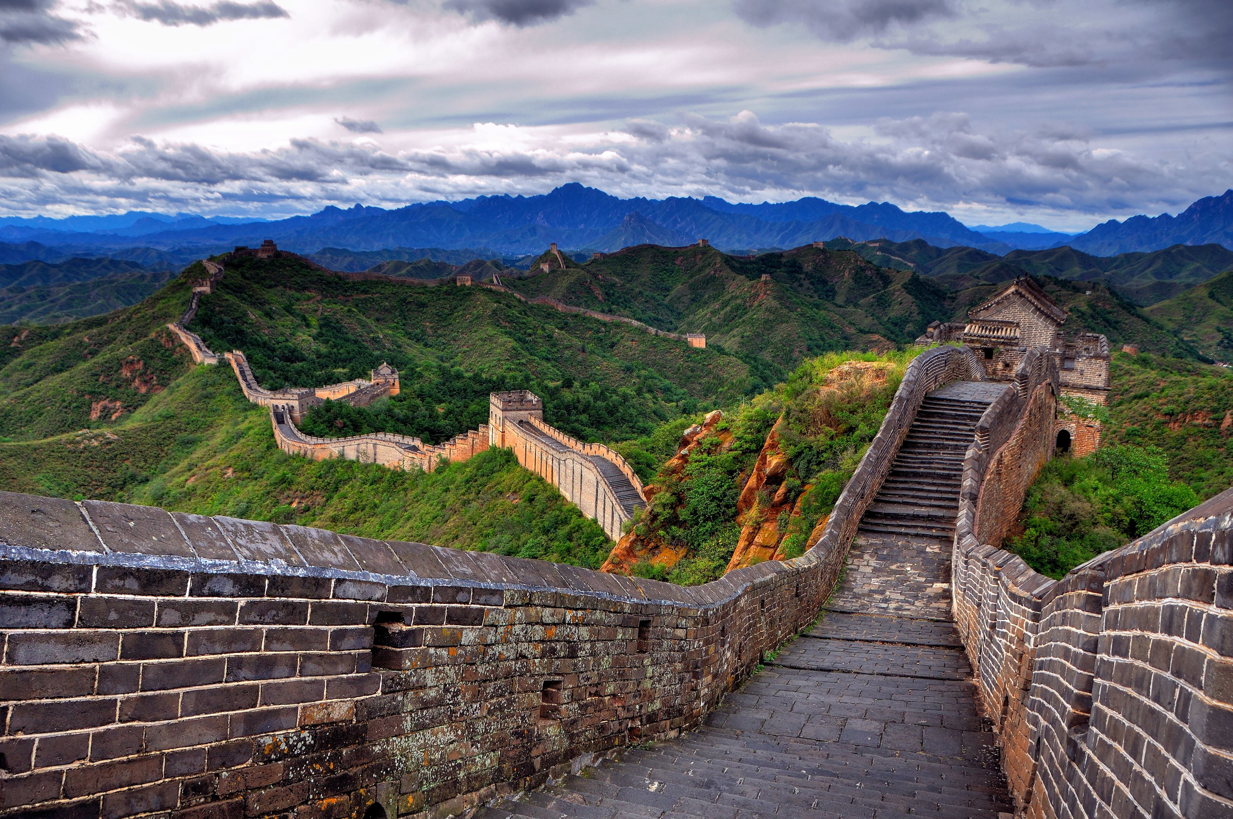 12 of the most famous walls in the world