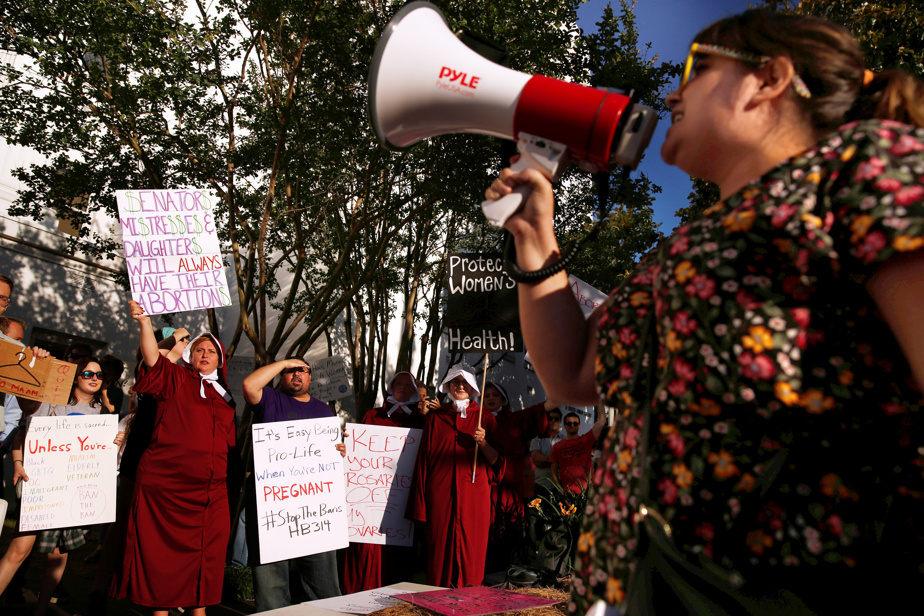 Pro-choice supporters protest in front of the Alabama State House as Alabama state Senate votes on the strictest anti-abortionÂ bill in the United States at the Alabama Legislature in Montgomery, Alabama, U.S. May 14, 2019.