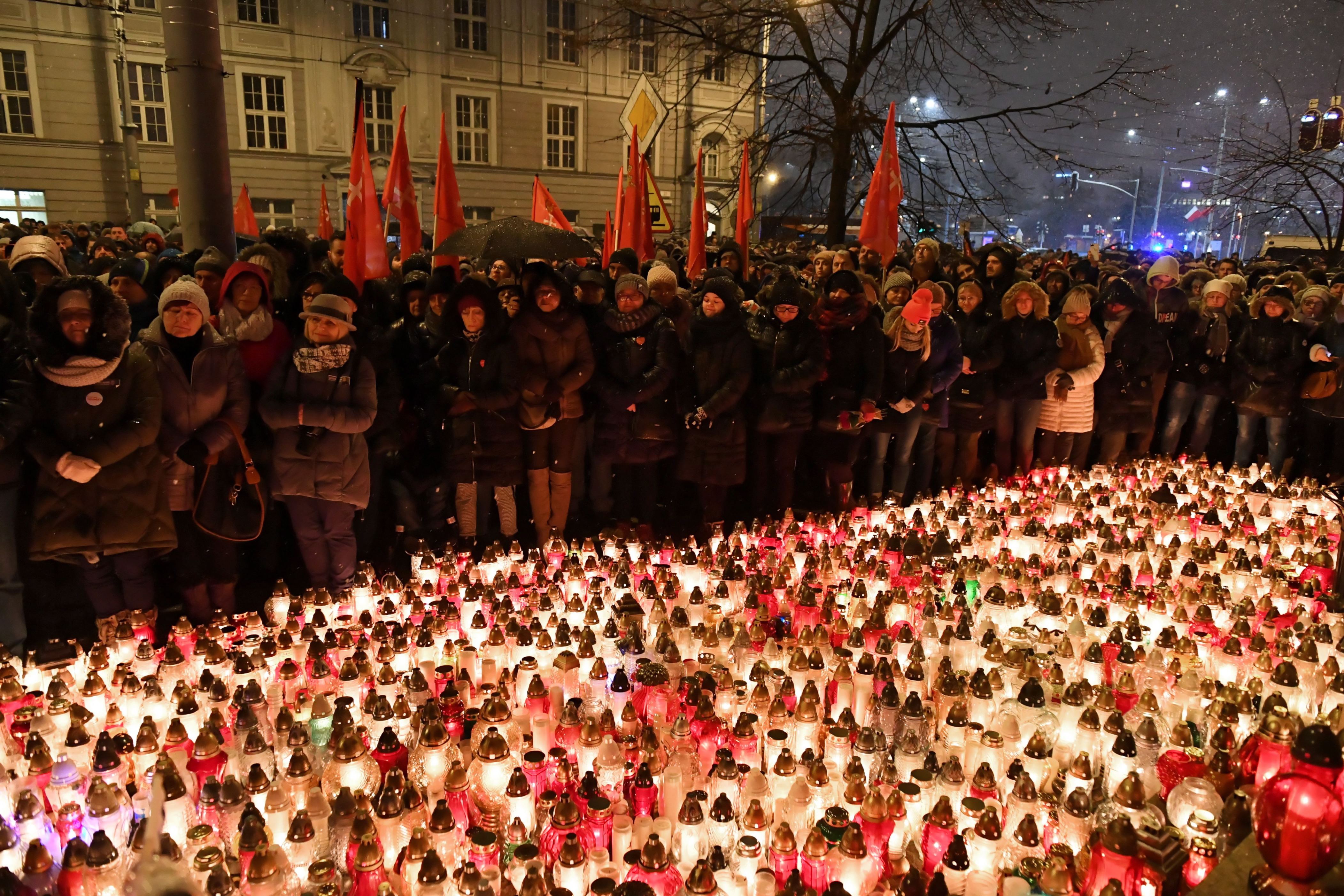 Watch Gigantic Cliff Slip Causes Tsunami On Raging Rangitata River