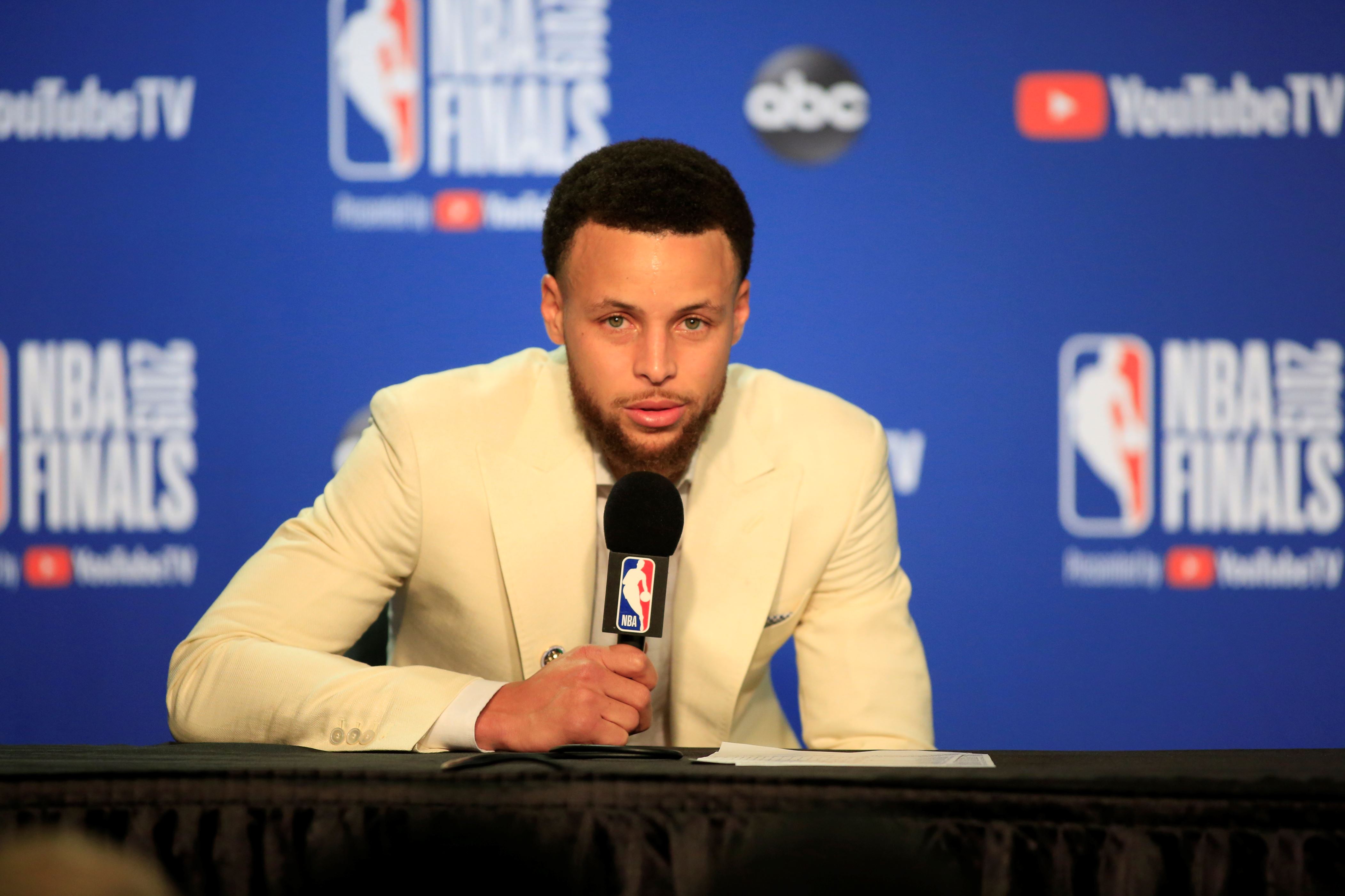 海外有名人の インスタ影響力ランキング 19年版トップ30