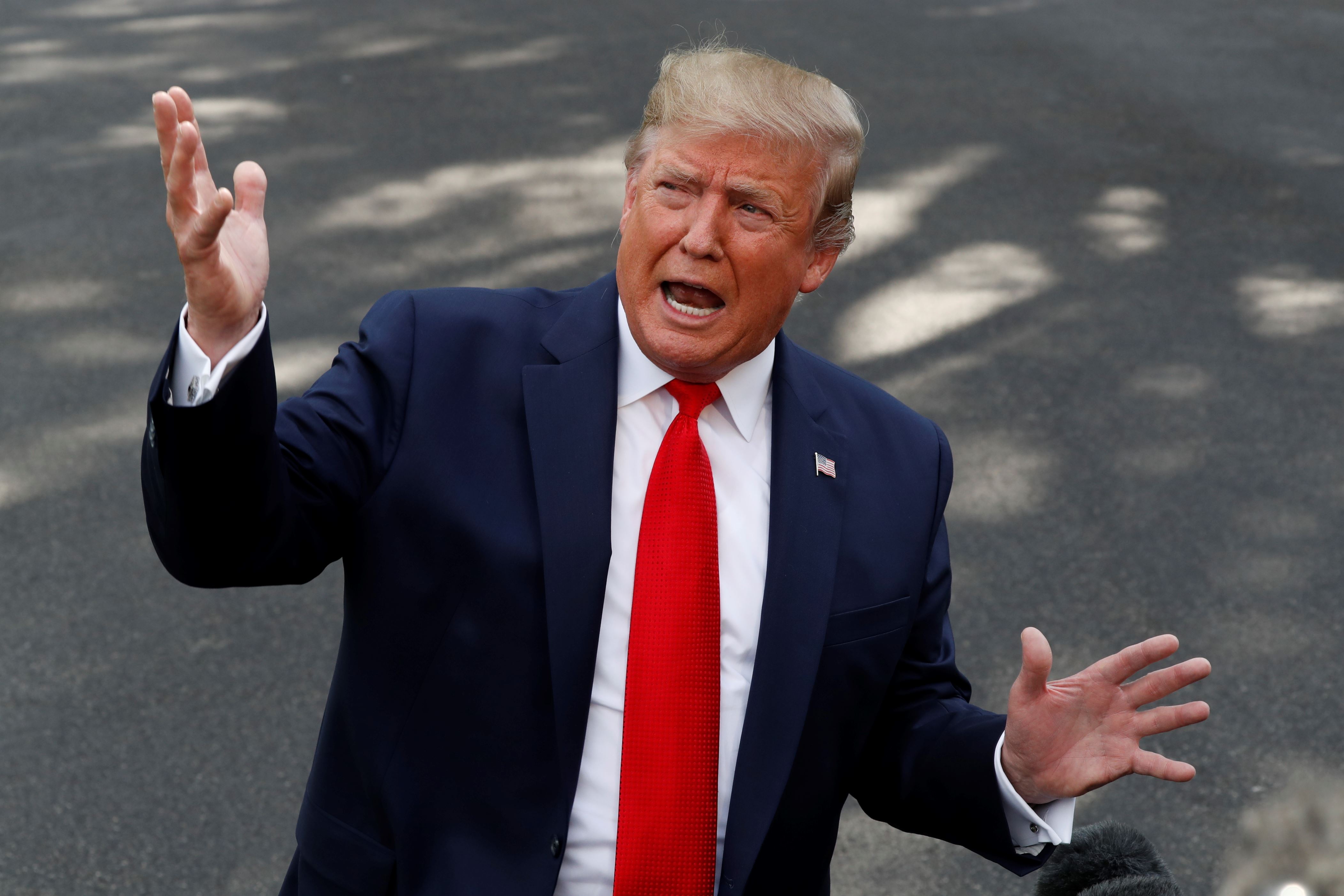 总统唐纳德特朗普向媒体讲述了前任特别顾问罗伯特·穆勒于2019年7月24日星期三在华盛顿白宫向国会提供的证词。 （美联社照片/雅克琳马丁）