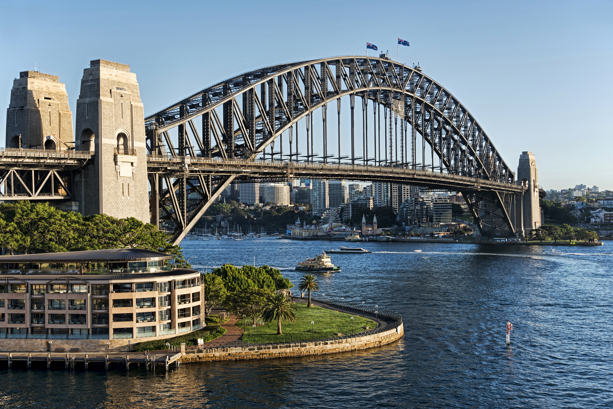 Most australians. Мост Харбор-бридж в Сиднее. Мост Харбор бридж в Австралии. Харбор-бридж (Сидней, Австралия). Сидней мост Харбор-бридж фото.
