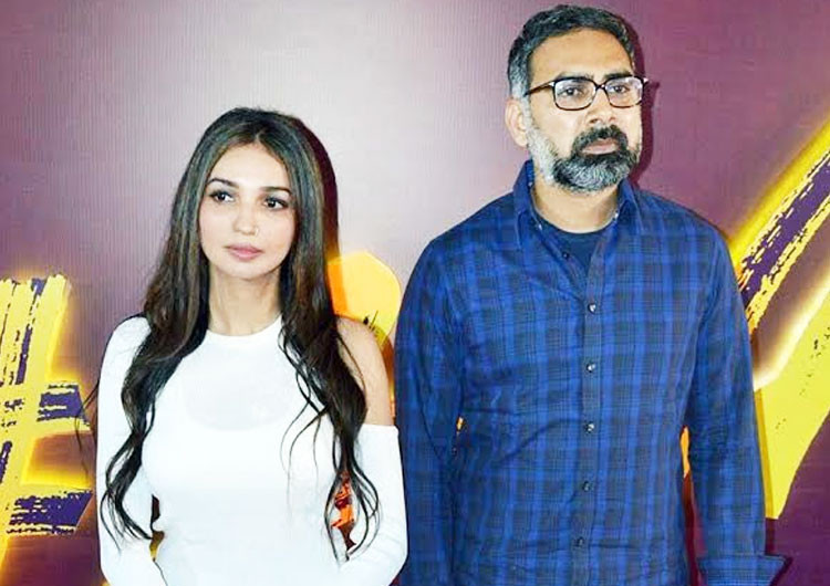 Judgementall Hai Kya Writer Kanika Dhillon Director Prakash