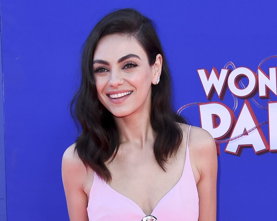 Mila Kunis Dyes Her Hair Blonde And Turquoise Following Ashton