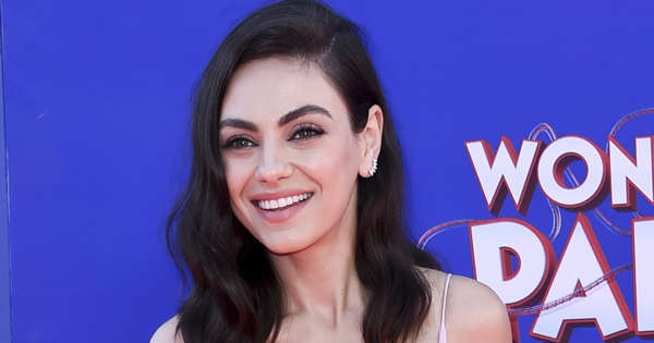 Mila Kunis Dyes Her Hair Blonde And Turquoise Following Ashton