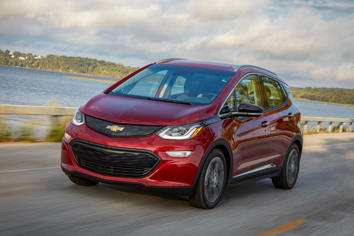 Research 2020
                  Chevrolet Bolt EV pictures, prices and reviews