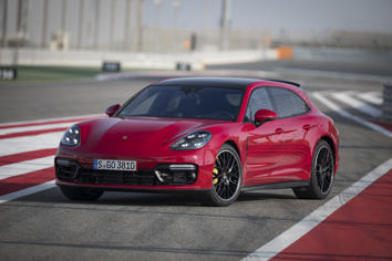 Research 2020
                  Porsche Panamera pictures, prices and reviews