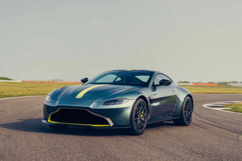 Research 2020
                  ASTON MARTIN Vantage pictures, prices and reviews