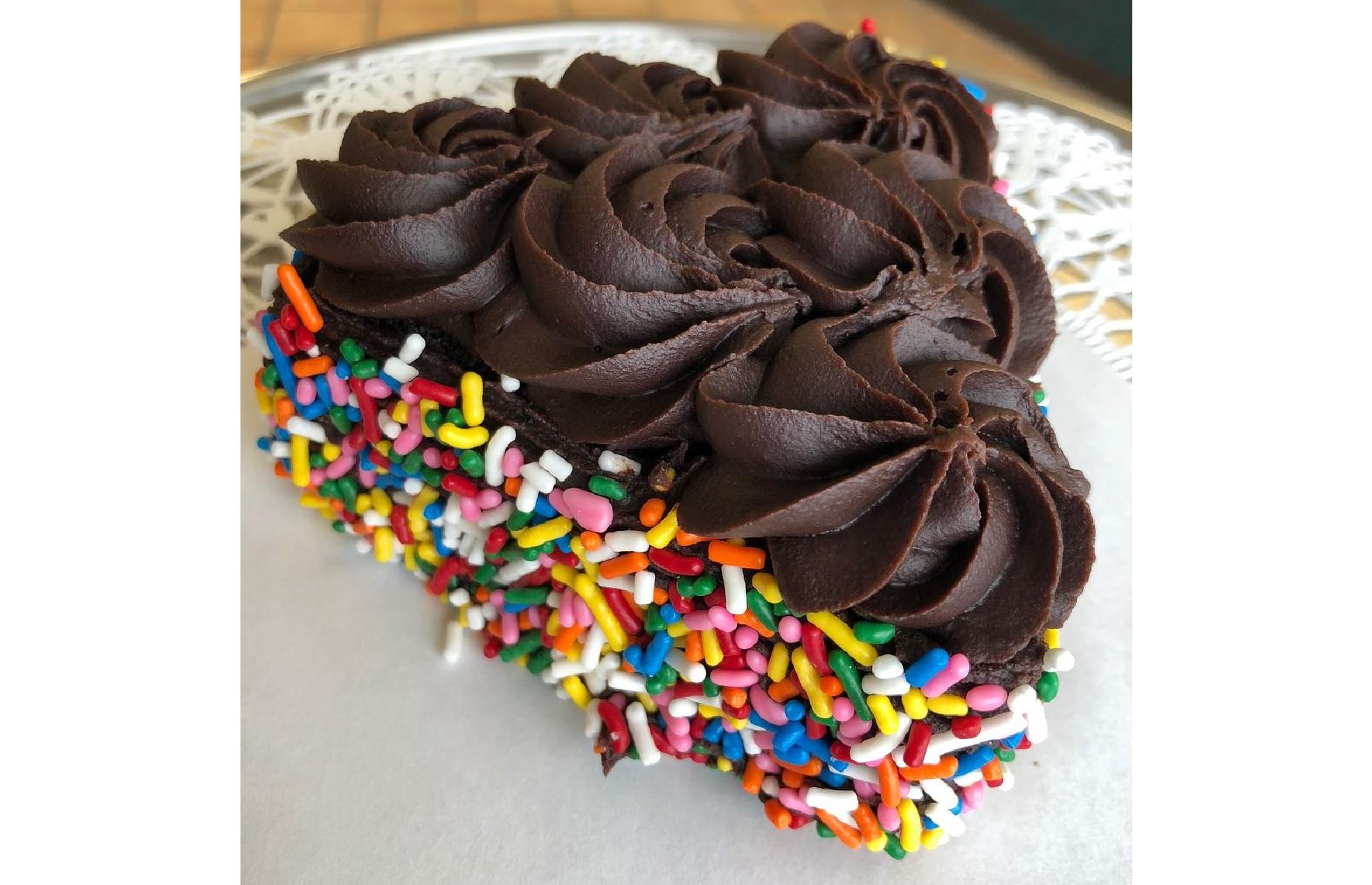 The Most Delicious Cake Shop In Every State For A Sweet Treat