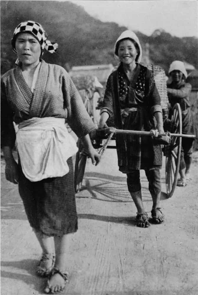 Fascinating photos of life in 1920s Japan