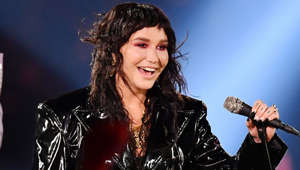 a person standing on a stage: Last but not least is perhaps the worst habit. ‘TikTok’ singer Kesha once drunk her own urine. Appearing on BBC Radio 1, she confessed: “I was told drinking my own pee was good, I was trying to be healthy. Somebody tried to take my pee away from me and I said, 'That is mine!' So I snatched it up and took a chug and it was really gross so I don't do it anymore.”