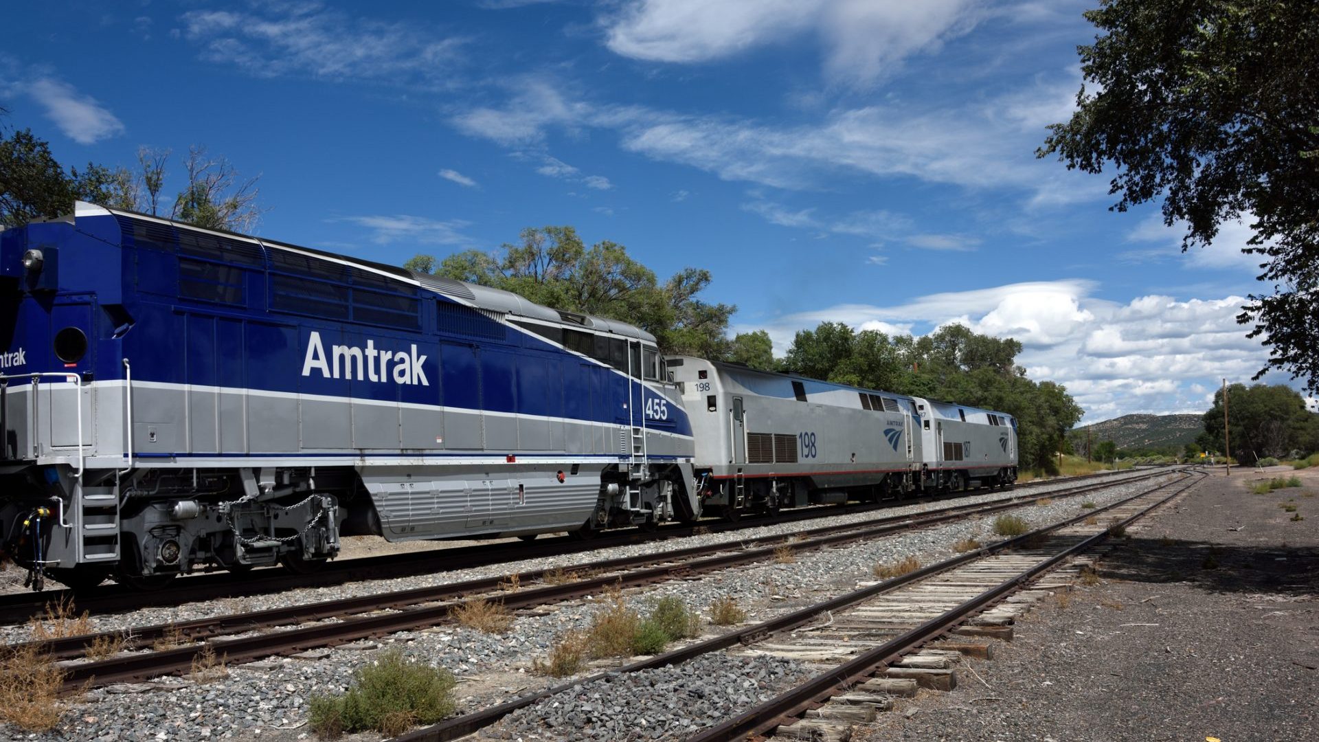 <p><span>It was announced back in February that Amtrak was spending $3 million on cash bonuses for employees who got vaccinated. Workers who provide proof of vaccination will also earn a bonus of two hours pay. </span></p> <p><span>Amtrak is also offering employees the opportunity to receive the shot during work and will give paid time off, up to two full days, for those who have side effects from the vaccine.</span></p> <p><strong><em>See: <a href="https://www.gobankingrates.com/saving-money/travel/21-mistakes-can-blow-your-budget-while-traveling/?utm_campaign=1103839&utm_source=msn.com&utm_content=19&utm_medium=rss">21 Mistakes That Can Blow Your Budget While Traveling</a></em></strong></p>