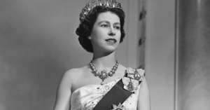 20 fotos de la reina Isabel que quizás no hayas visto antes