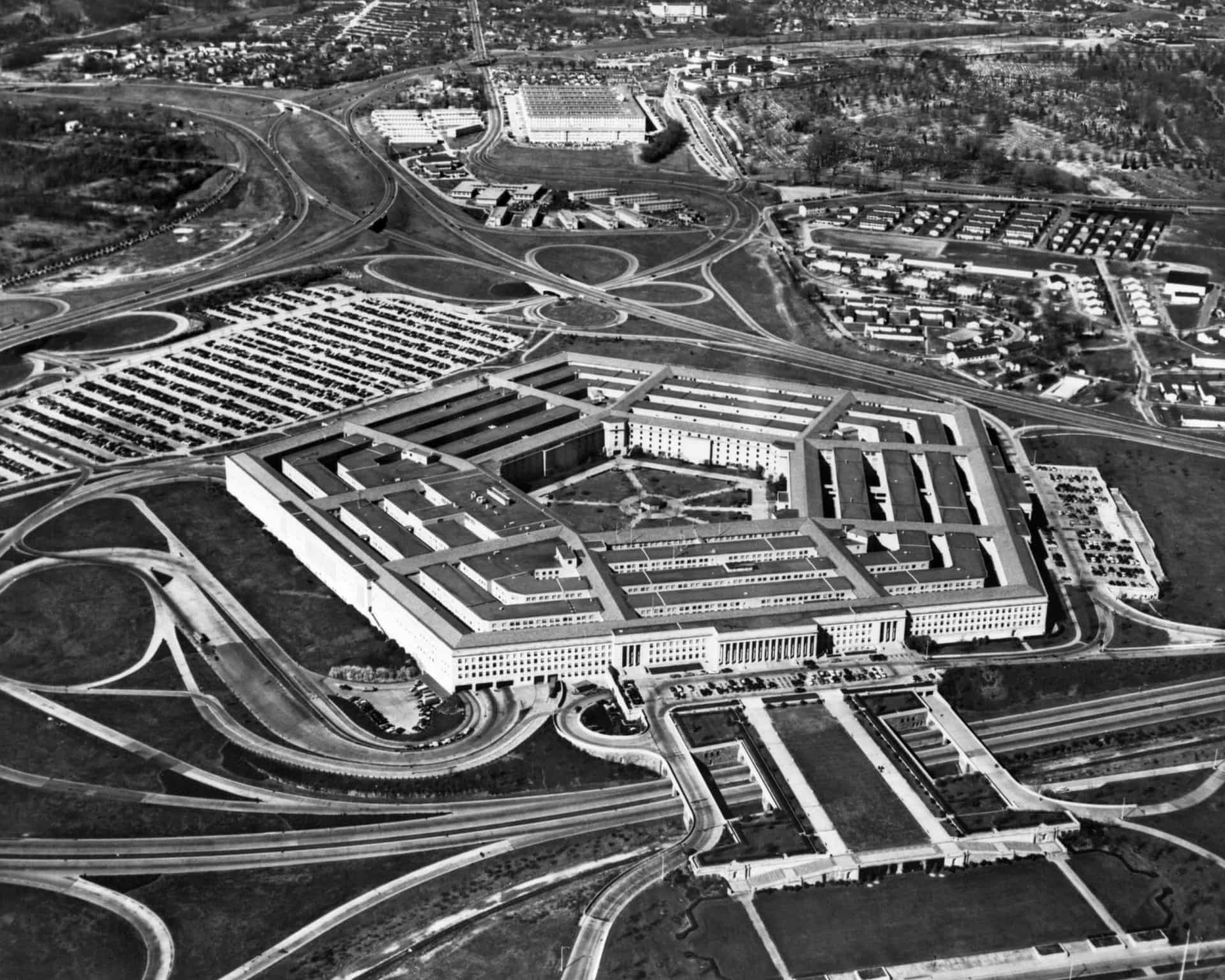 <p>Named for its five sides, the Pentagon is the world's largest office building. It occupies 150 acres (6.5 million square feet) of floor space.</p>