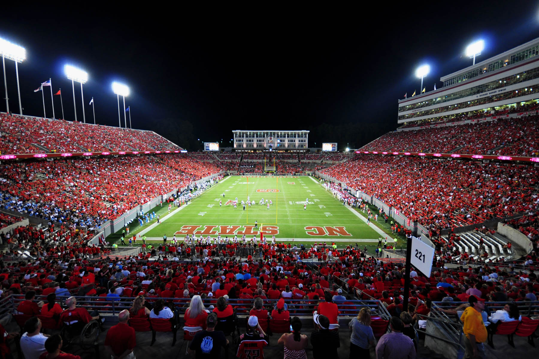 State stadium. Carter–Finley Stadium. Стадион Картер Финли. Прическа стадион. Картер Финли Стэдиум хоккей.