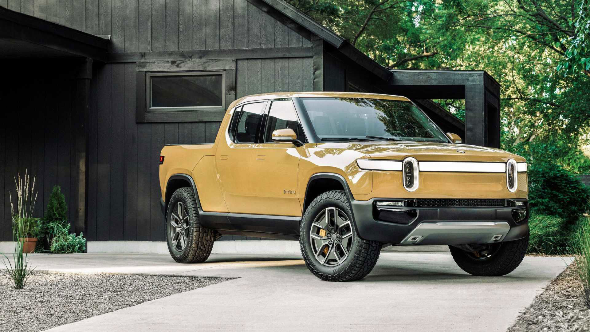 Rivian Electric Truck Maker Sued By Shareholder For Recent Price Shifts