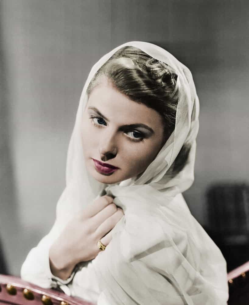 <p>Die schwedische Schauspielerin Ingrid Bergman ging mit ihrer Hauptrolle in "Casablanca" (1942) für immer in die Geschichte ein. Ihre Schönheit und ihr Talent machten sie zu einer der einflussreichsten Schauspielerinnen aller Zeiten.</p>
