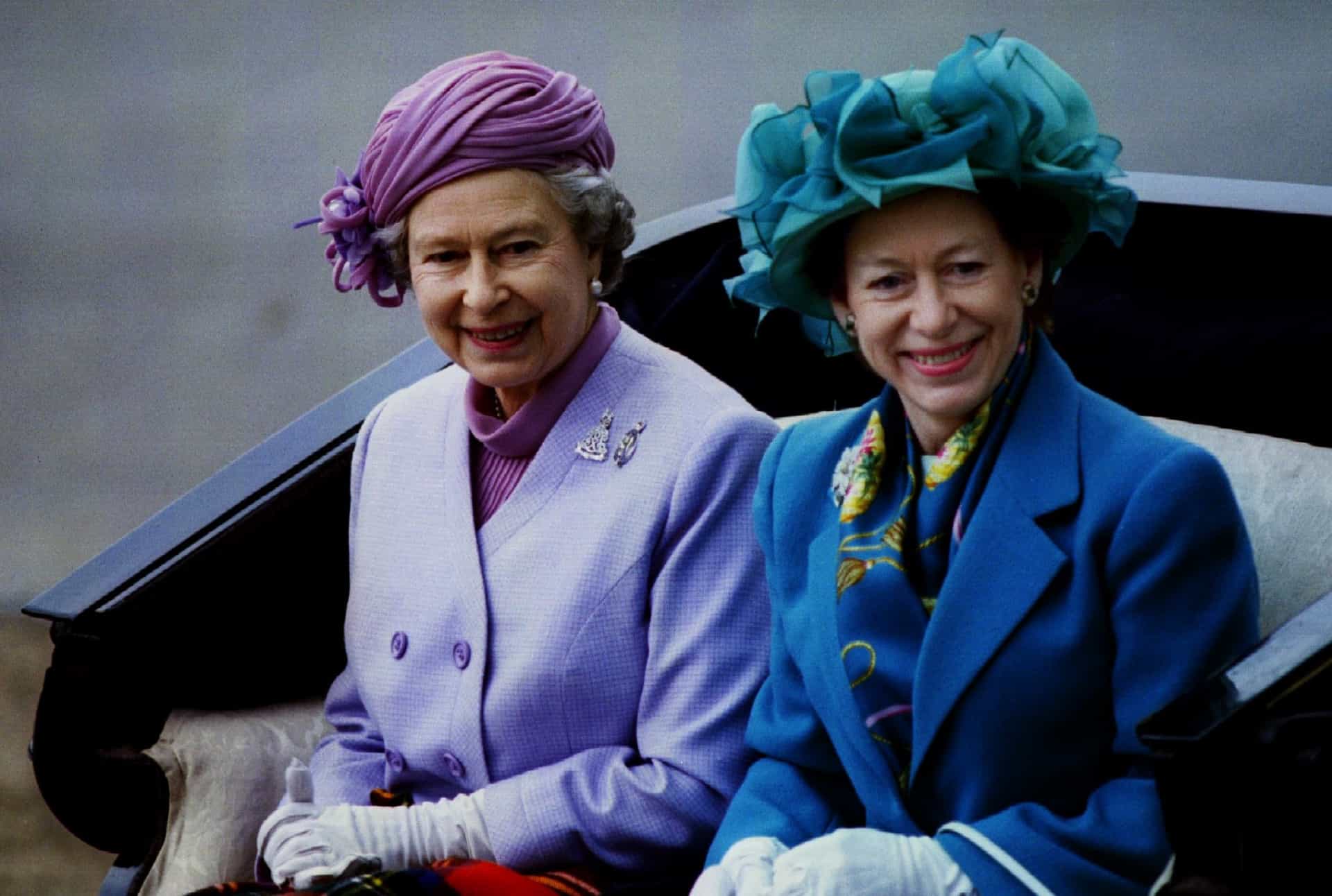 Bei einer Zeremonie zur Vorstellung der Household Cavalry mit ihrer Schwester, der Königin, im Jahr 1993.