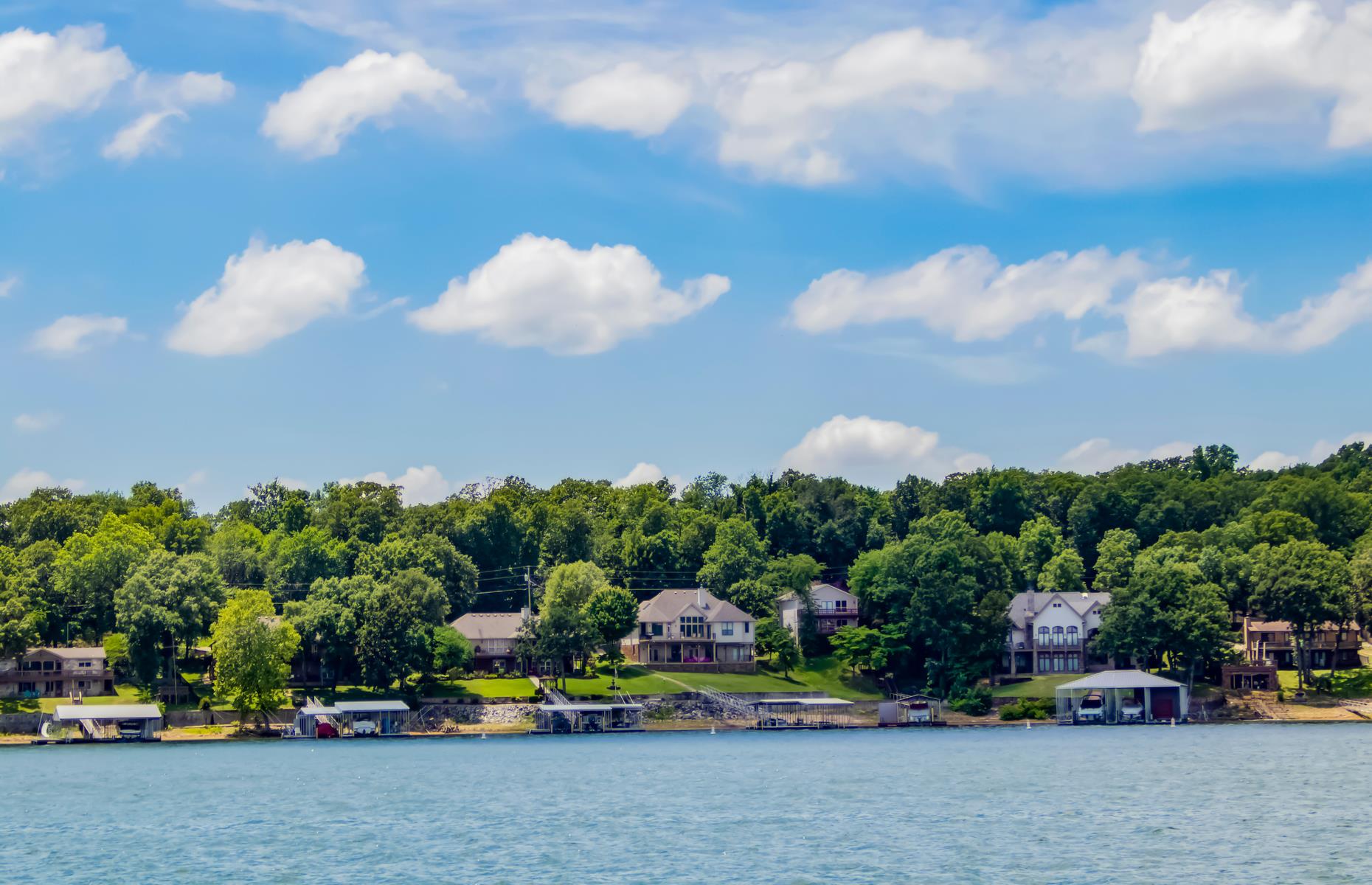 The Prettiest Lakeside Town In Every State