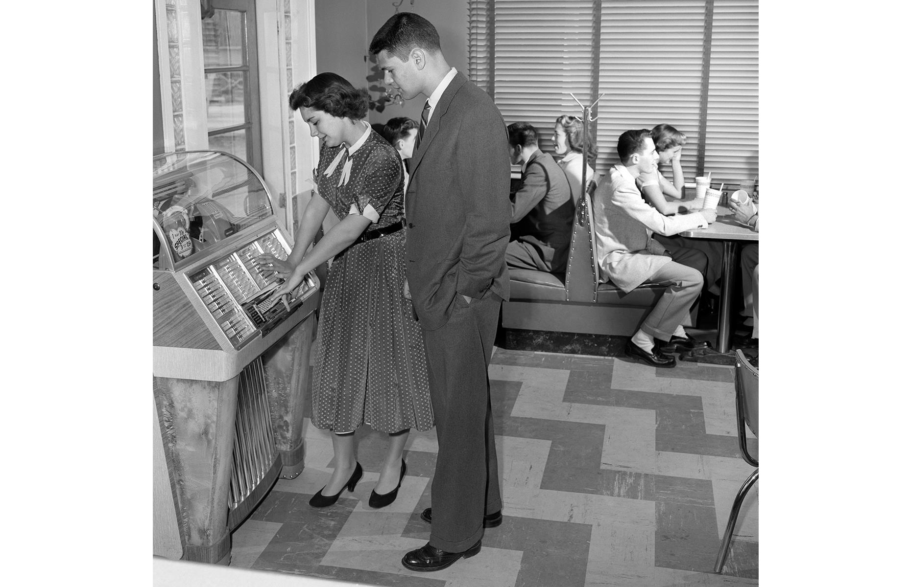 The Illustrious History Of American Diners In Pictures