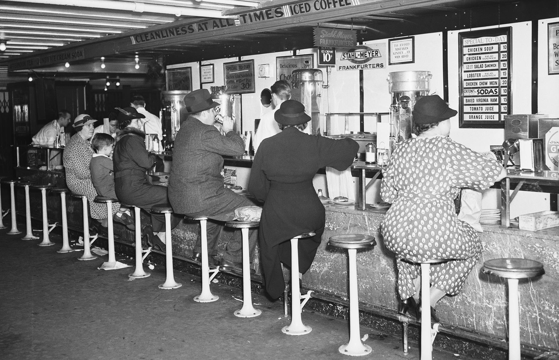The Illustrious History Of American Diners In Pictures