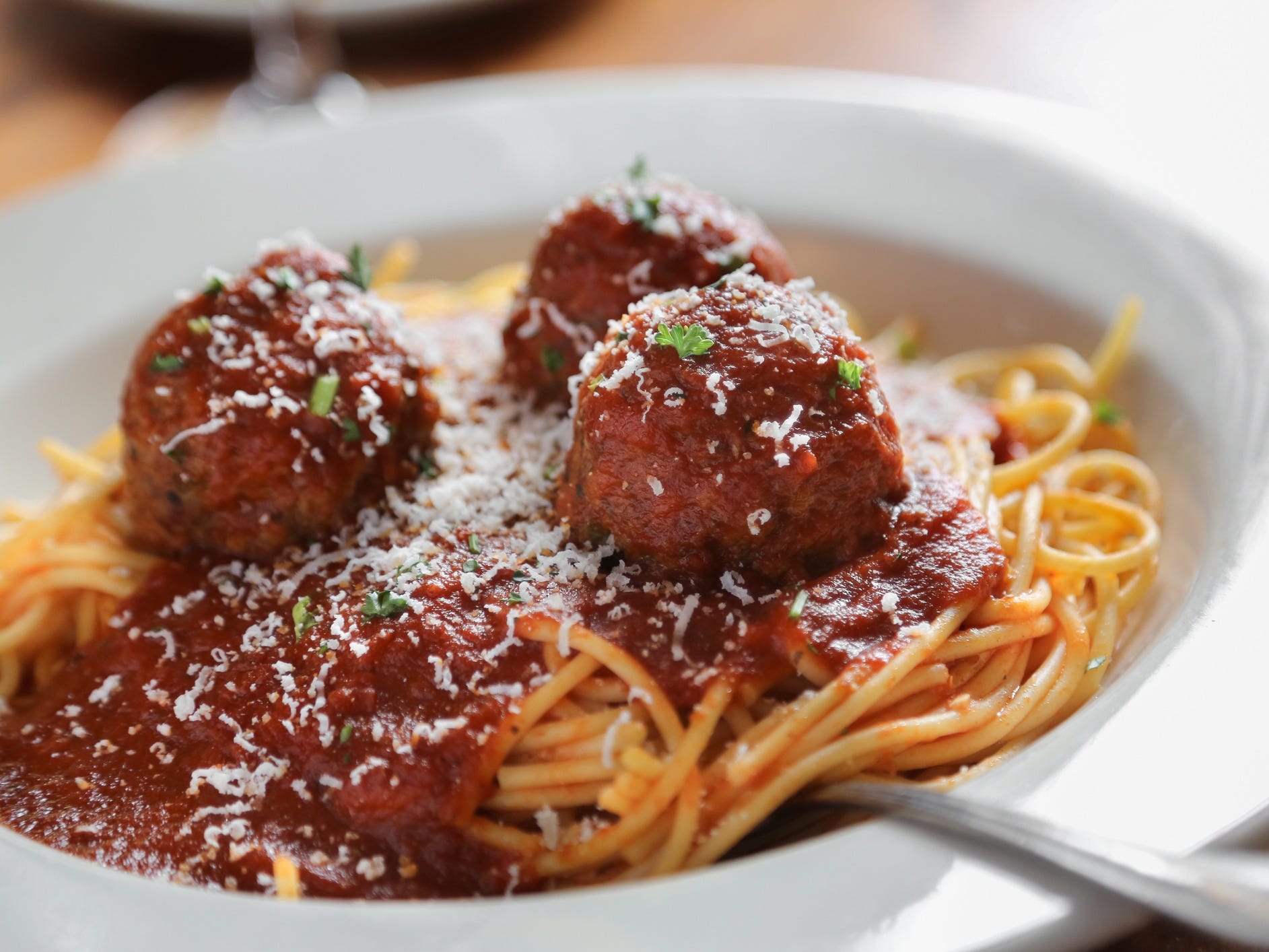 Chefs share 5 of the best and 5 of the worst pasta dishes to order at a ...