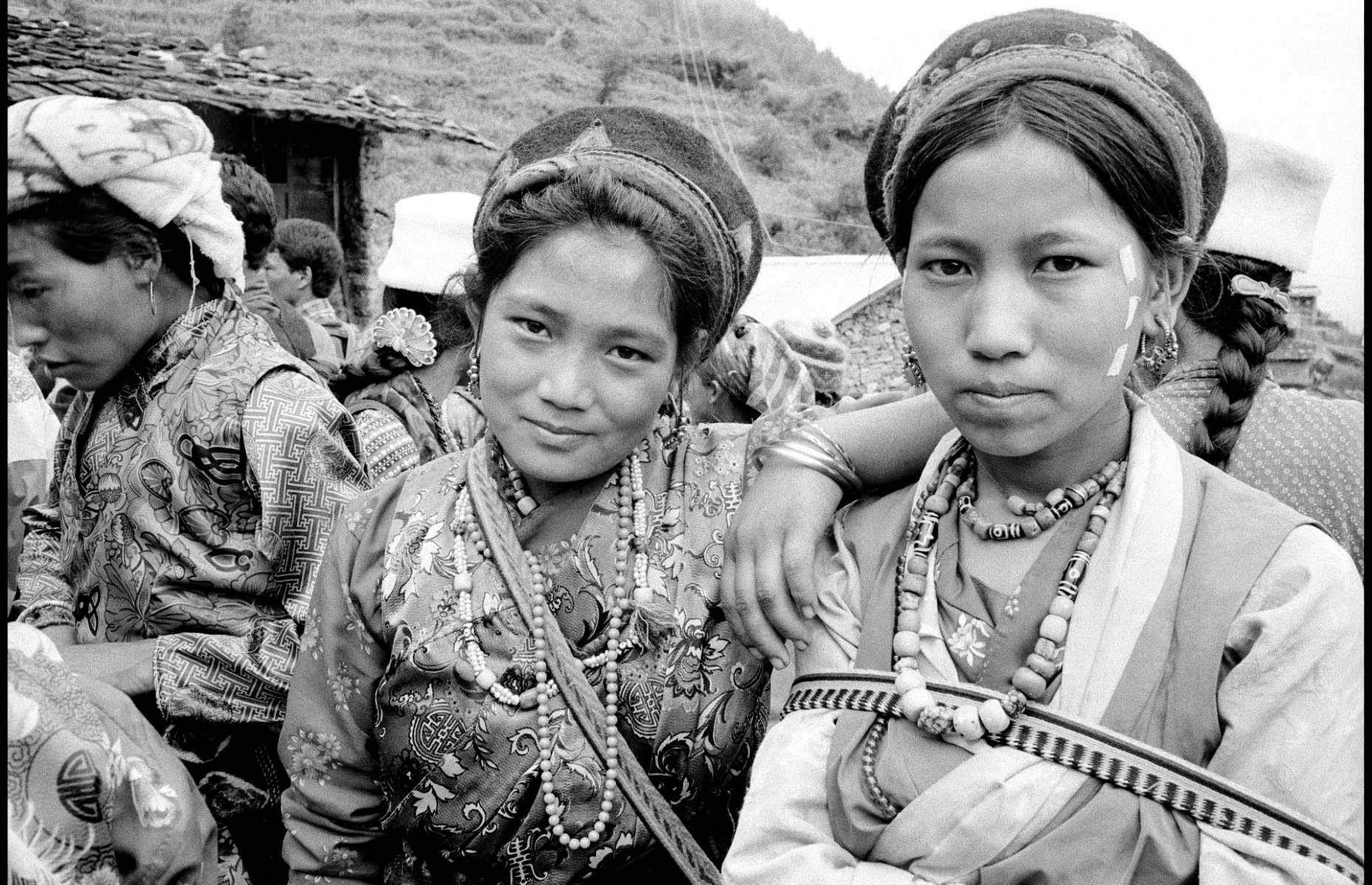 Nowadays, the mountain range is populated by a range of different groups. Broadly speaking, Tibetans and Tibeto-Burman speakers live in the northernmost section, Indo-European speakers are found in the central and southernmost sections. Pictured here are children from the Tamang group, whose population is thought to number 690,000.