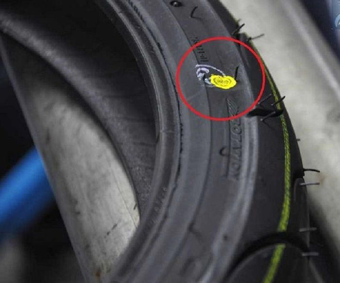 sedikit yang paham, titik kuning di dinding ban pengaruhi keseimbangan motor