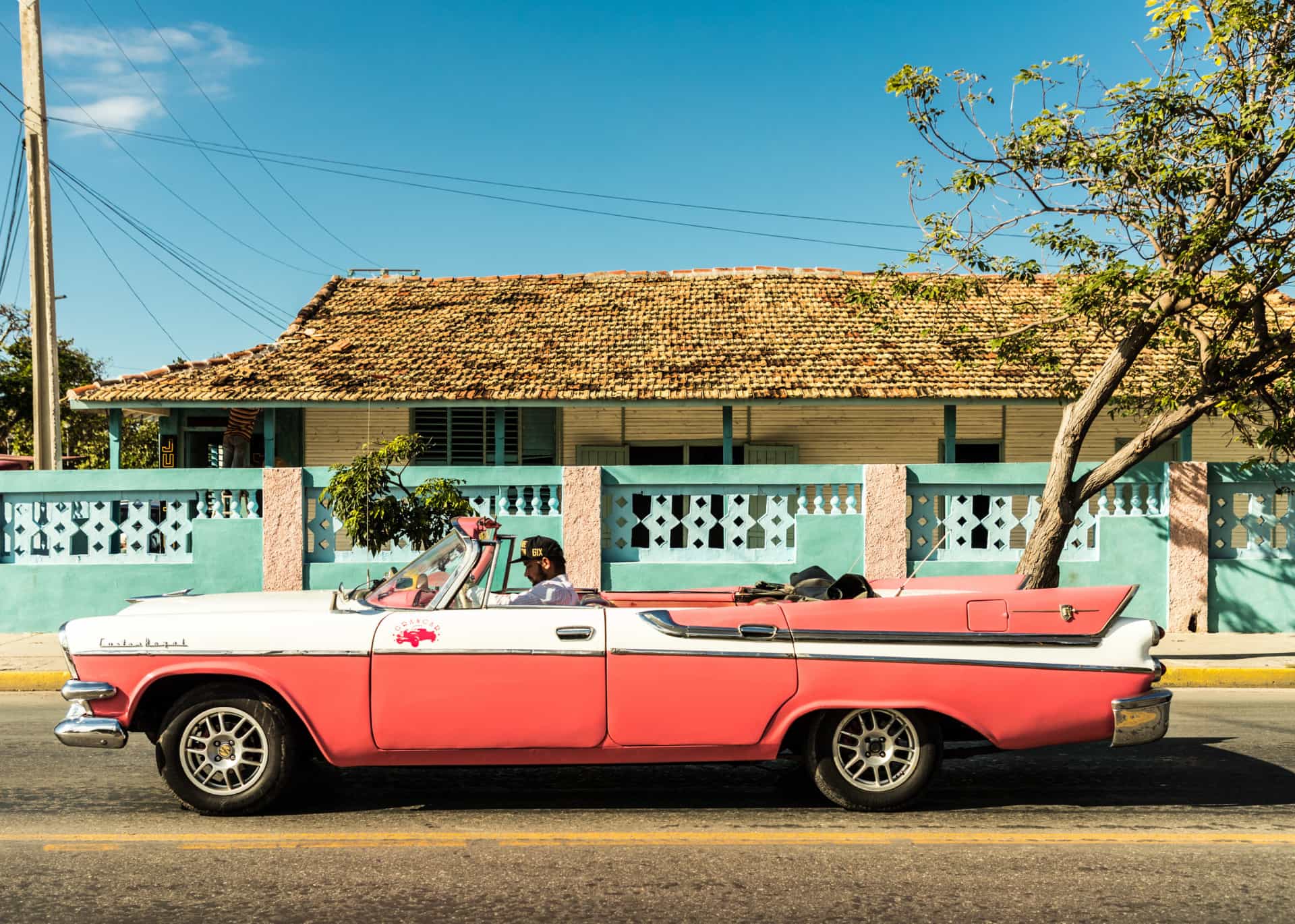 The striking colors are another detail that draws attention to Cuba's classic cars.