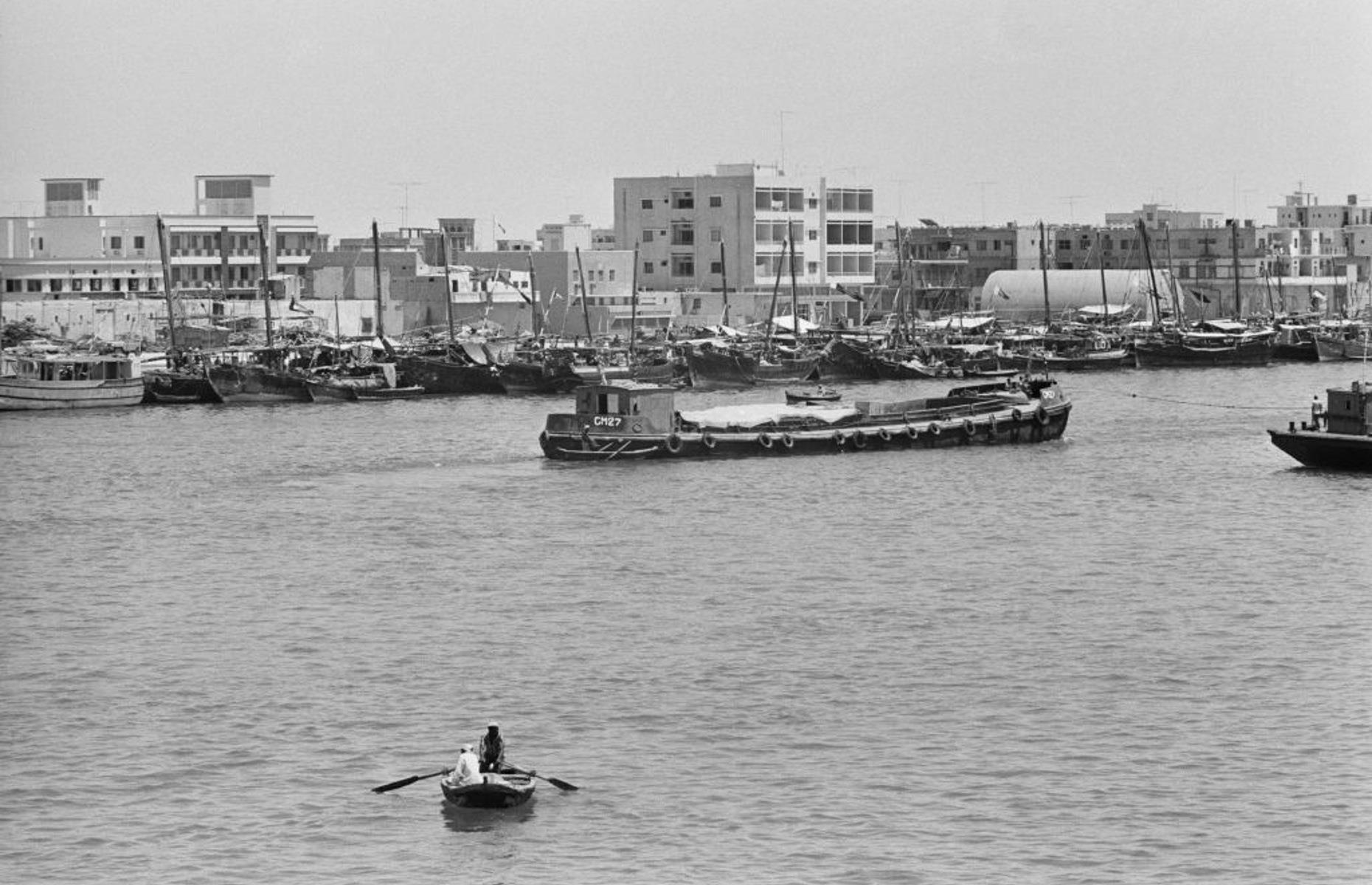 It was the discovery of oil in the late 1960s that transformed Dubai from a small port to the futuristic city we see today. Back in 1900, Dubai was established as a free port which meant no taxes were paid. The nearby village of Jumeirah, which consisted of a few simple huts, made money from pearl fishing. This trade went into decline when cultured pearls became available in the 1930s, causing great poverty in the area.