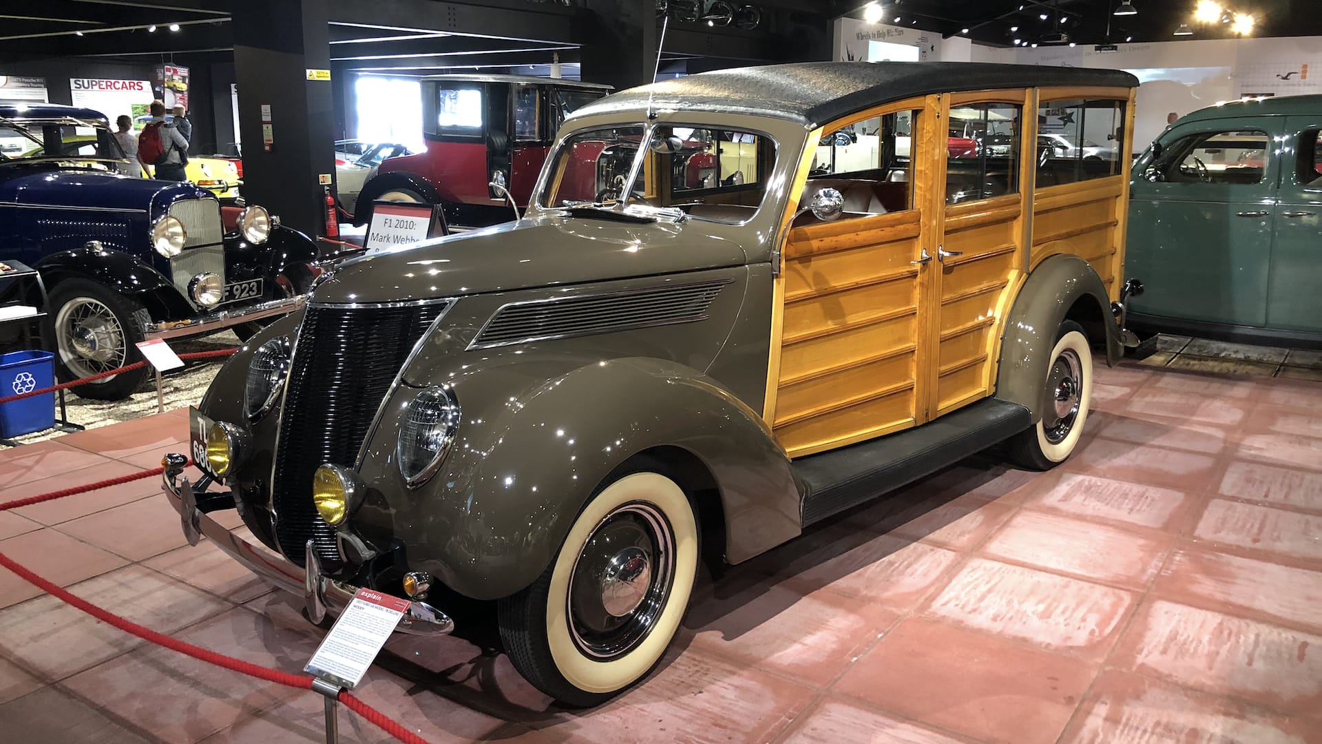 31 amazing American woodie wagons