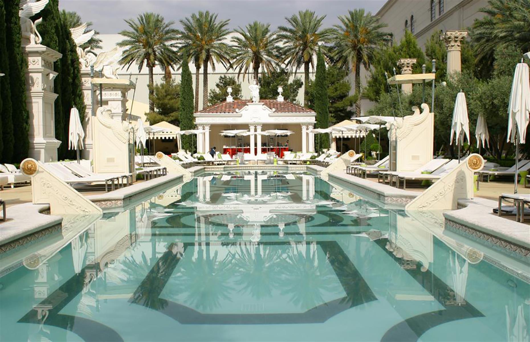 <p>Step back in time and enjoy the luxuries of Ancient Rome at the <a href="https://www.booking.com/hotel/us/harrah-s-caesars-palace.en-gb.html" rel="nofollow” target=">Caesars Palace Hotel & Casino</a> in Las Vegas. Lavish marble interiors, statues and fountains are all reminiscent of the great empire, while unique spa experiences, like a Roman bath hydrotherapy circuit, offer a glimpse into what could've been the lives of the upper-class Romans. </p>