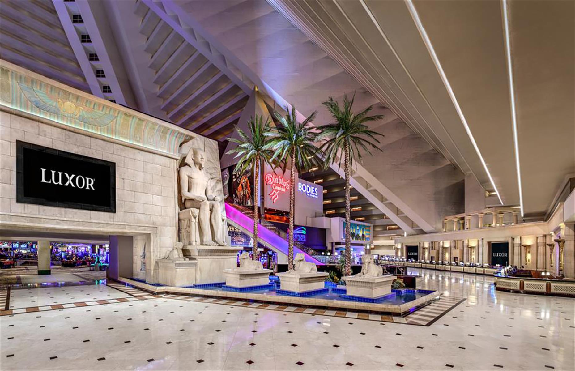 <p>Complete with its very own sphinx, obelisk and statues of pharaohs, <a href="https://www.booking.com/hotel/us/luxor.en-gb.html" rel="nofollow” target=">Luxor</a> in Las Vegas is like stepping right into Ancient Egypt. You'll find the rooms all around the perimeter of an imposing 30-story pyramid while the hotel's casino is housed in a giant temple within the pyramid. It's perfect for any budding Egyptologist.</p>