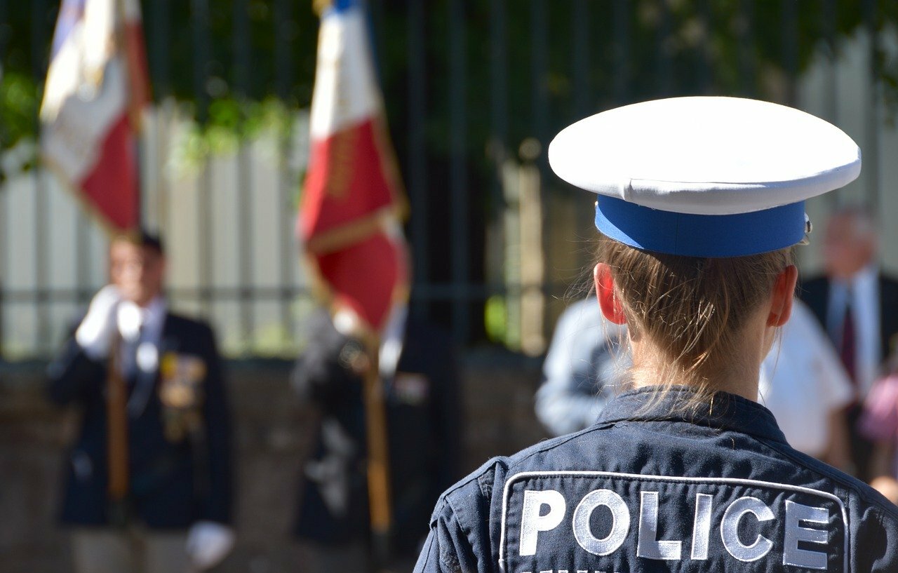 francouzská policie zadržela herce gerarda depardieu